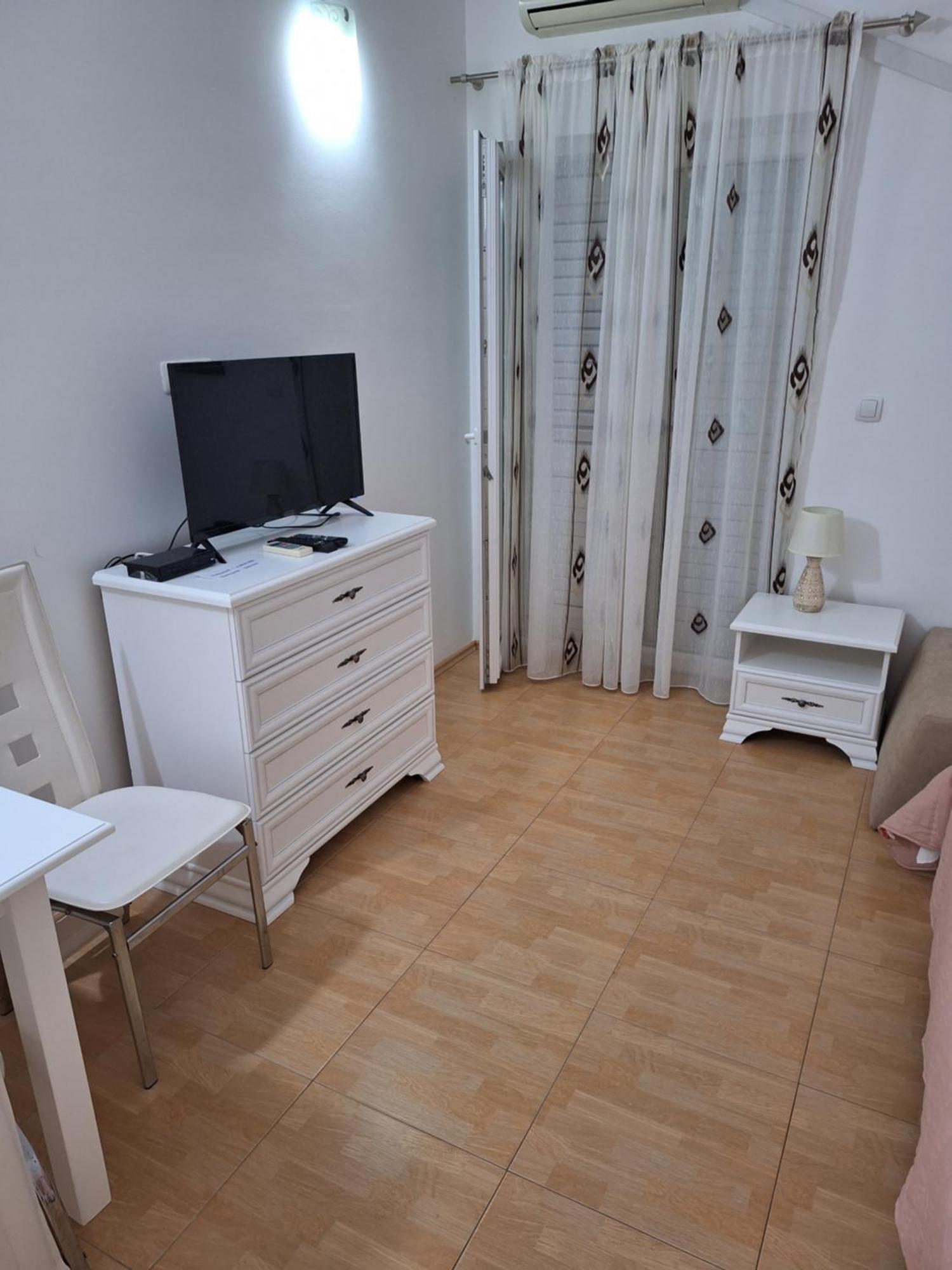 Apartmani P&M Tivat Bagian luar foto